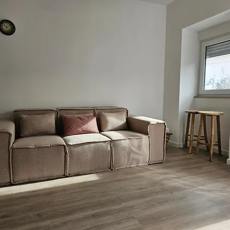 Curtido House * أفيرو