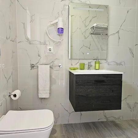 Curtido House بيت للعطل أفيرو